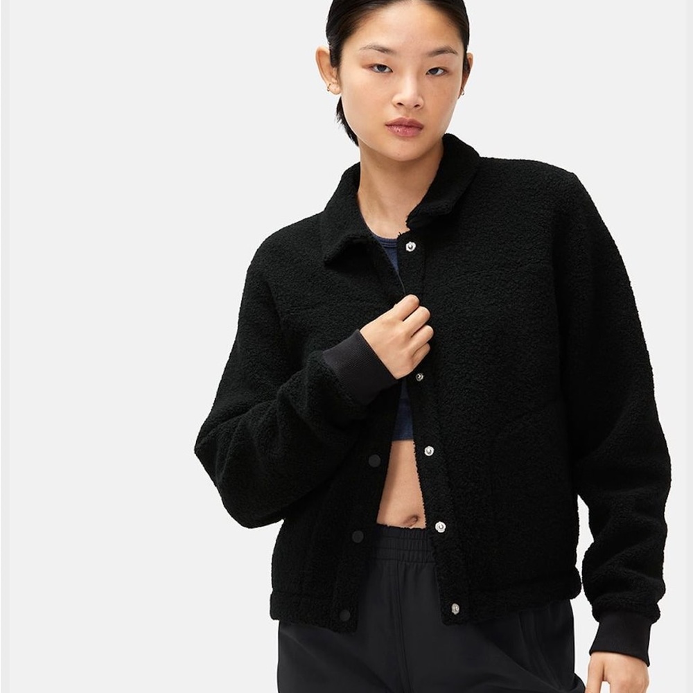 Outdoor Voices Black - XS MegaFleece Bomber